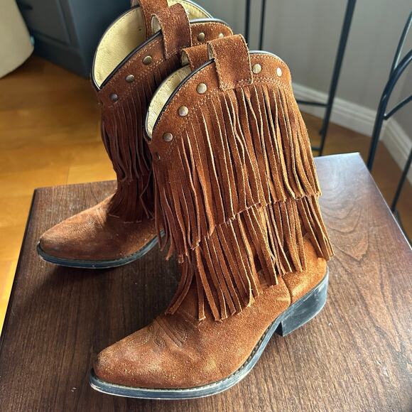SHYANNE GIRLS' FRINGE SNIP TOE WESTERN BOOTS size 2 brown leather - Picture 1 of 9